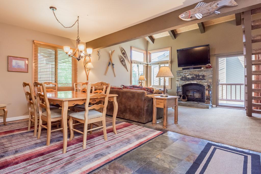 ממות' לייקס Mammoth Creek Condos מראה חיצוני תמונה
